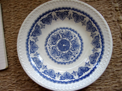 Blue and white English garnished bowl with fine ware