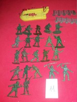 Retro trafikáru bazáráru műanyag játék katona katonák csomagban egyben képek szerint 11