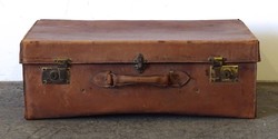 1K744 Antik marrhabőr koffer bőrönd