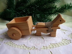 Wooden toy carriage