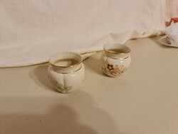 2 Zsolnay small vases, 6 cm high