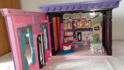 Toy pet shop - littlest pet shop -