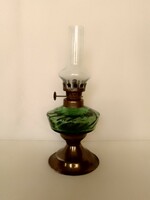 Antik régi mini kis asztali petróleum lámpa zöld üveg öblönnyel réz talpon zöldes fújt üveg cilinder