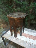 43X36 cm, carved hokedli/postament/seat, stable, but repaired
