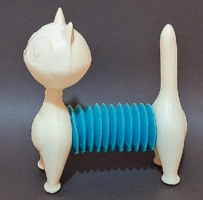 Niklová Libuše ikonikus design macska figurája