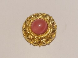 Old brooch with iridescent pink glass (427)