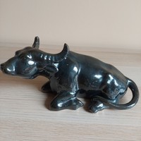 Kerámia fekvő bivaly figura