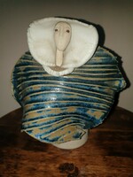 Ceramic figure of Judit with hinge
