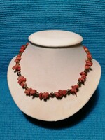 Coral necklace (440)