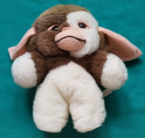 Gizmo szörnyecske plüss figura