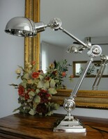 Krómozott asztali lámpa
