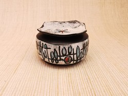 Craftsman ceramic bonbonier
