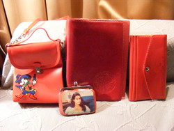 retro piros műbőr műanyag csomag gyerektáska tolltartó pénztárca könyvborító
