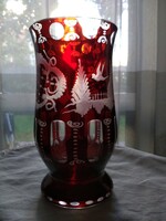 Fantasztikus Egermann  rubinvörös váza a 19.sz. -ból