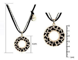 Rhinestone circle pendant with a leopard pattern on a multi-row chain, new!