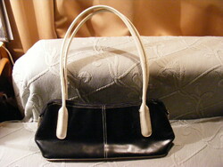 Retro women's faux leather bag