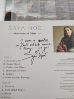 Saya Noé "Museum Of Sins -LP" Művésznő által ajánlással aláírásával. Bakelit lemez