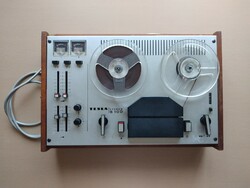 Working tesla b100 tape recorder