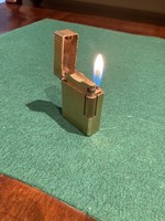 1970s st. Dupont diamond pattern, gold-plated lighter