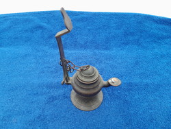 Antique bronze oil lamp in good condition