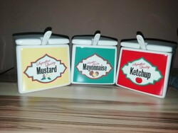 Porcelán majonéz,ketchup,mustár fedeles tároló,porcelán kanalakkal