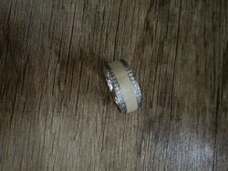 Pandora ribbon ring