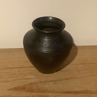 Fekete váza