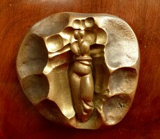 Asszonyi Tamás: Nőalak bronz kisplasztika 1977