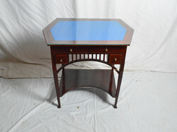 Art Nouveau small table
