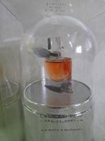 Exclusive, original la vie est belle luxury mini perfume in a musical box from Lancome in Paris! !