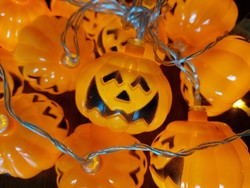 Halloween pumpkin light string with battery-powered pumpkin lanterns, 2 pcs