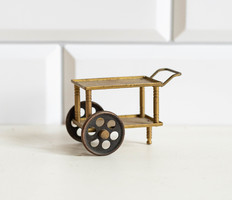 Mini réz? fém zsúrkocsi - büfékocsi - kis tálaló - babaházi kiegészítő, bababútor, miniatűr