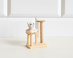Mini macskakaparófa - cicabútor kerámia cicával - babaházi kiegészítő, bababútor, miniatűr