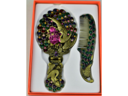 Metal mirror and comb in gift box