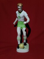 Eredeti FTC Fradista jelzett focista Hollóházi porcelán figura