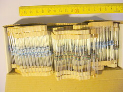 BEYSCHLAG fémréteg ellenállás RITKA vintage NOS 0,36-0,68-0,91R-750K-MPL csomagautomata