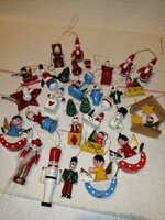 29 old wooden Christmas tree decorations. Figure. Decoration.