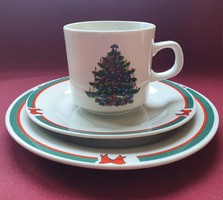 Karácsonyi porcelán reggeliző szett csésze csészealj kistányér tányér karácsonyfa minta teás kávés