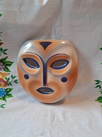 Porcelán fali maszk