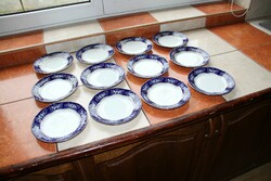 Zsolnay Pompadour 3. süteményes tányér 12 db.