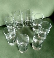 8 darabos régi retro üveg boros pohár készlet, vastag talp, különleges, elegáns forma