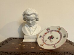 1943-as Herendi tányérka + Herendi Beethoven büszt