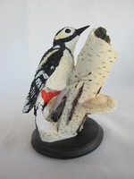 Woodpecker bird figure