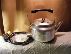 Retro Russian electric kettle 2 liters reserved for 1982 subscribers