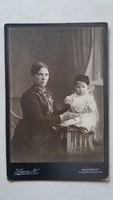 Antique photo leon h. Photographer's Budapest studio photo of a mother with her child