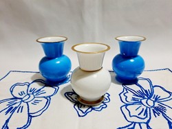 3 very rare Volkstedt porcelain violet vases with gold edges, 6 cm high
