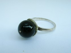 Csodás  ezüst gyűrű fekete kővel
