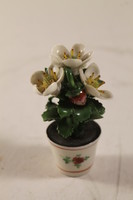 Marked porcelain strawberry bouquet 903