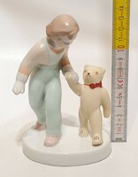Aquincumi kislány macival porcelán figura (2427)