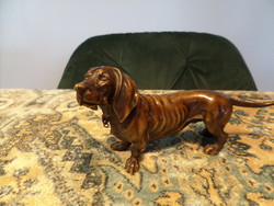 Bronz tacskó kutya figura
